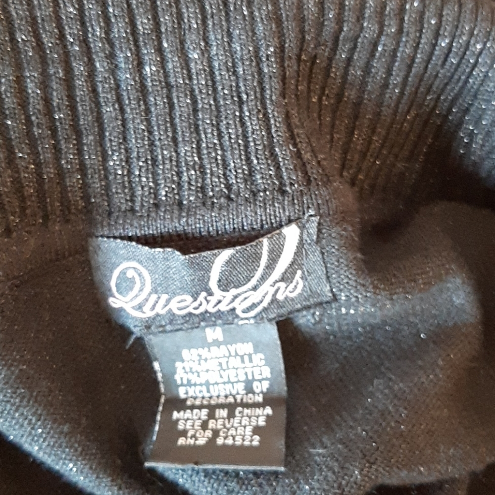 Questions women's black sweater Size M - Picture 3 of 3